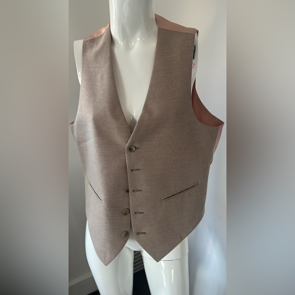 Source Unknown Tan Men's Vest